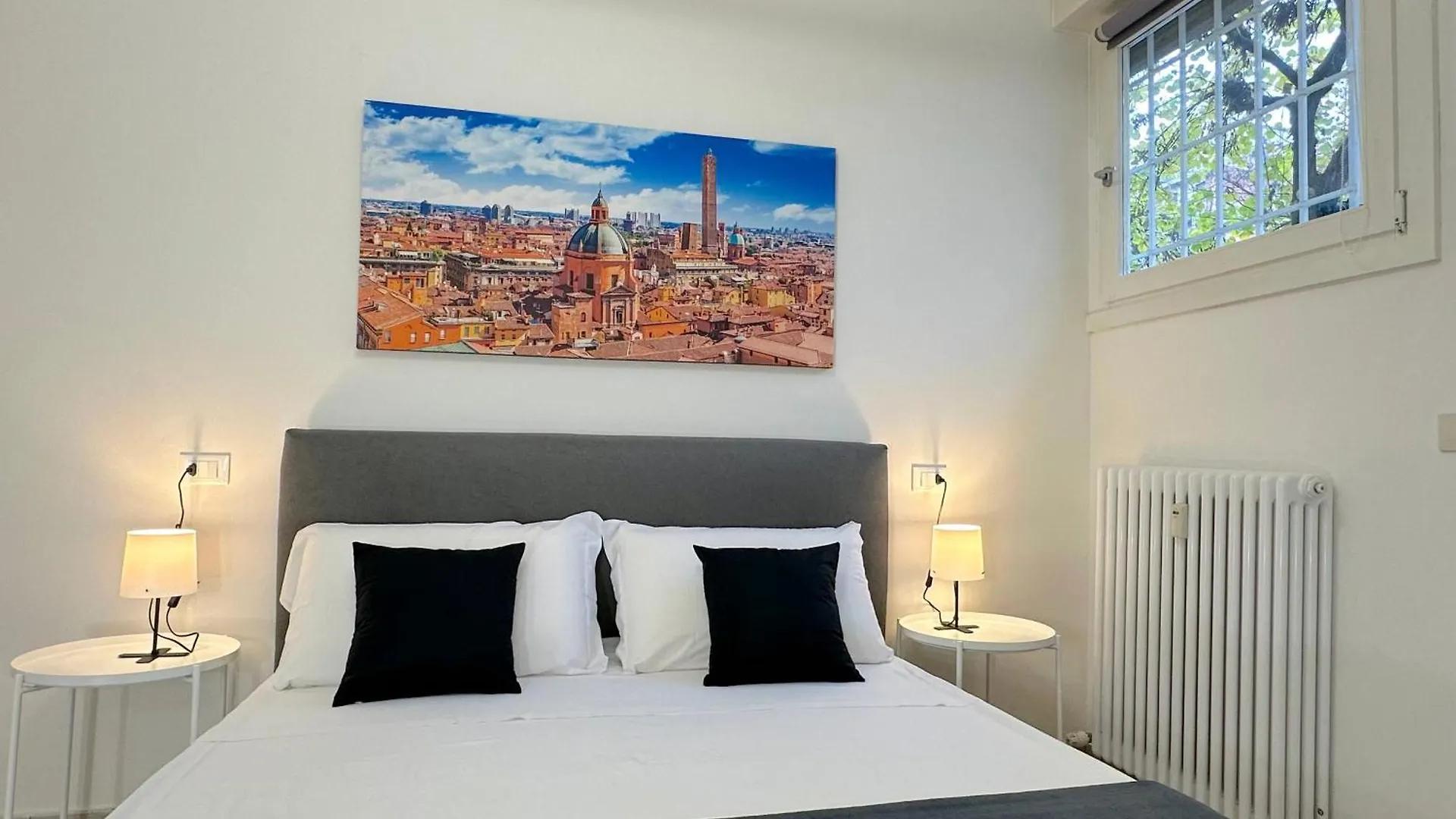 Apartment Rebecca Home - Bologna