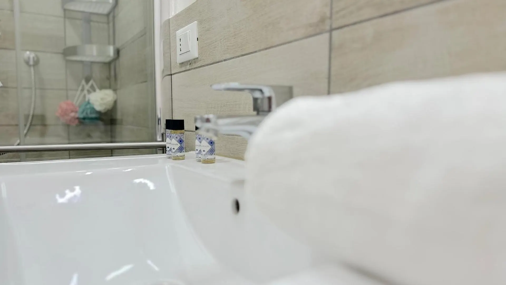 Apartment Rebecca Home - Bologna Italy
