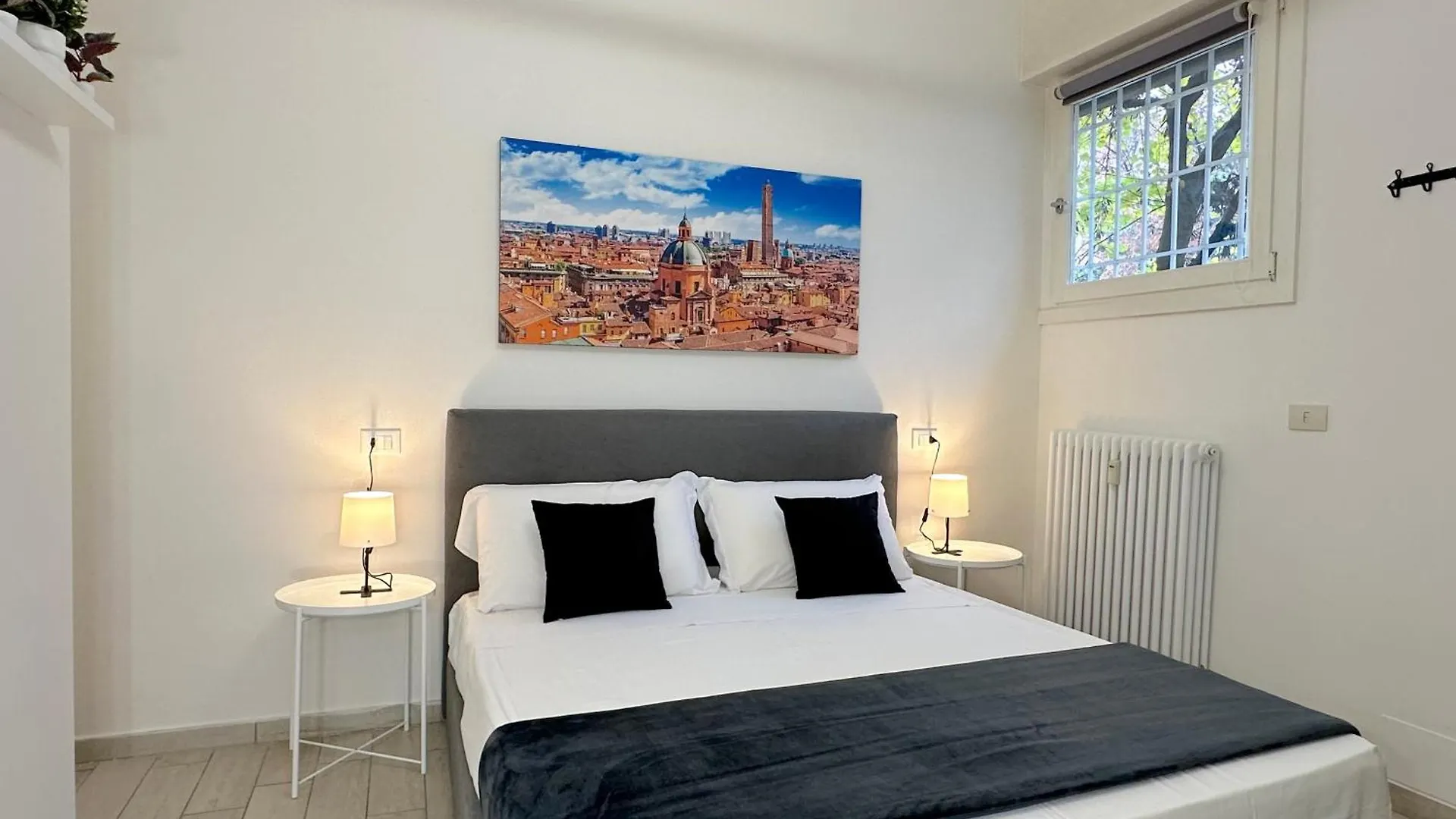 Apartment Rebecca Home - Bologna