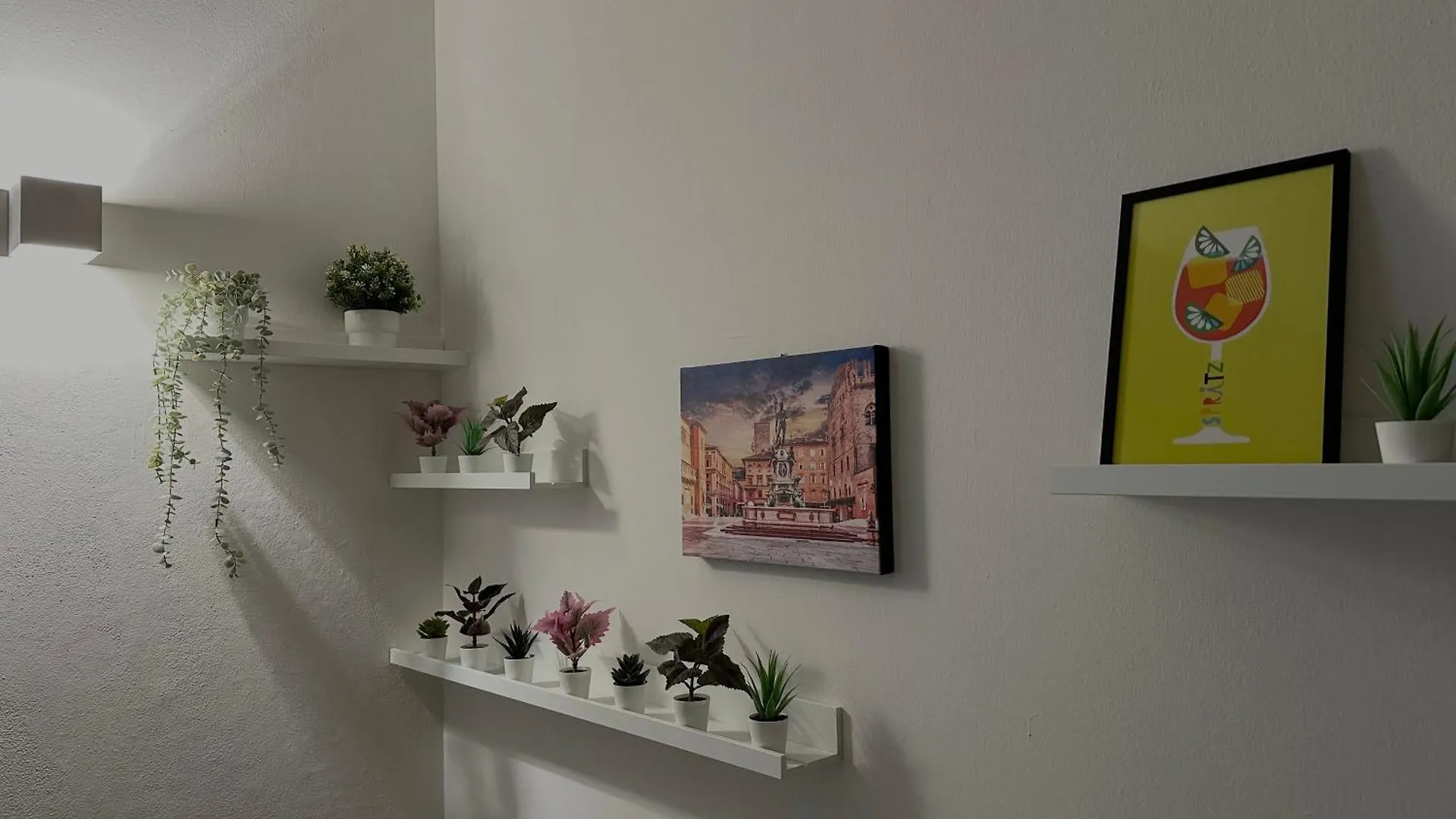 Rebecca Home - Bologna Apartment