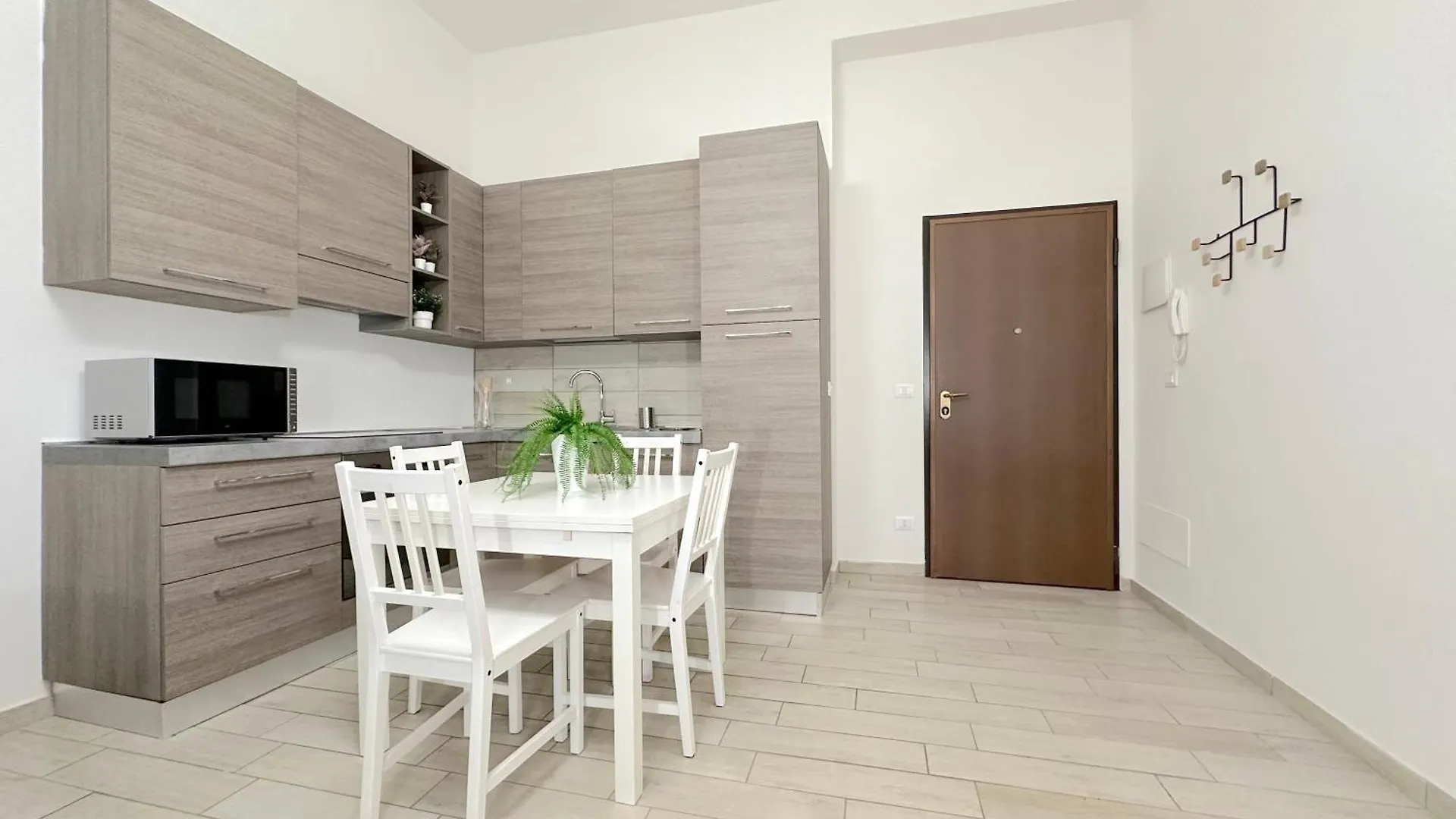 Apartment Rebecca Home - Bologna Italy